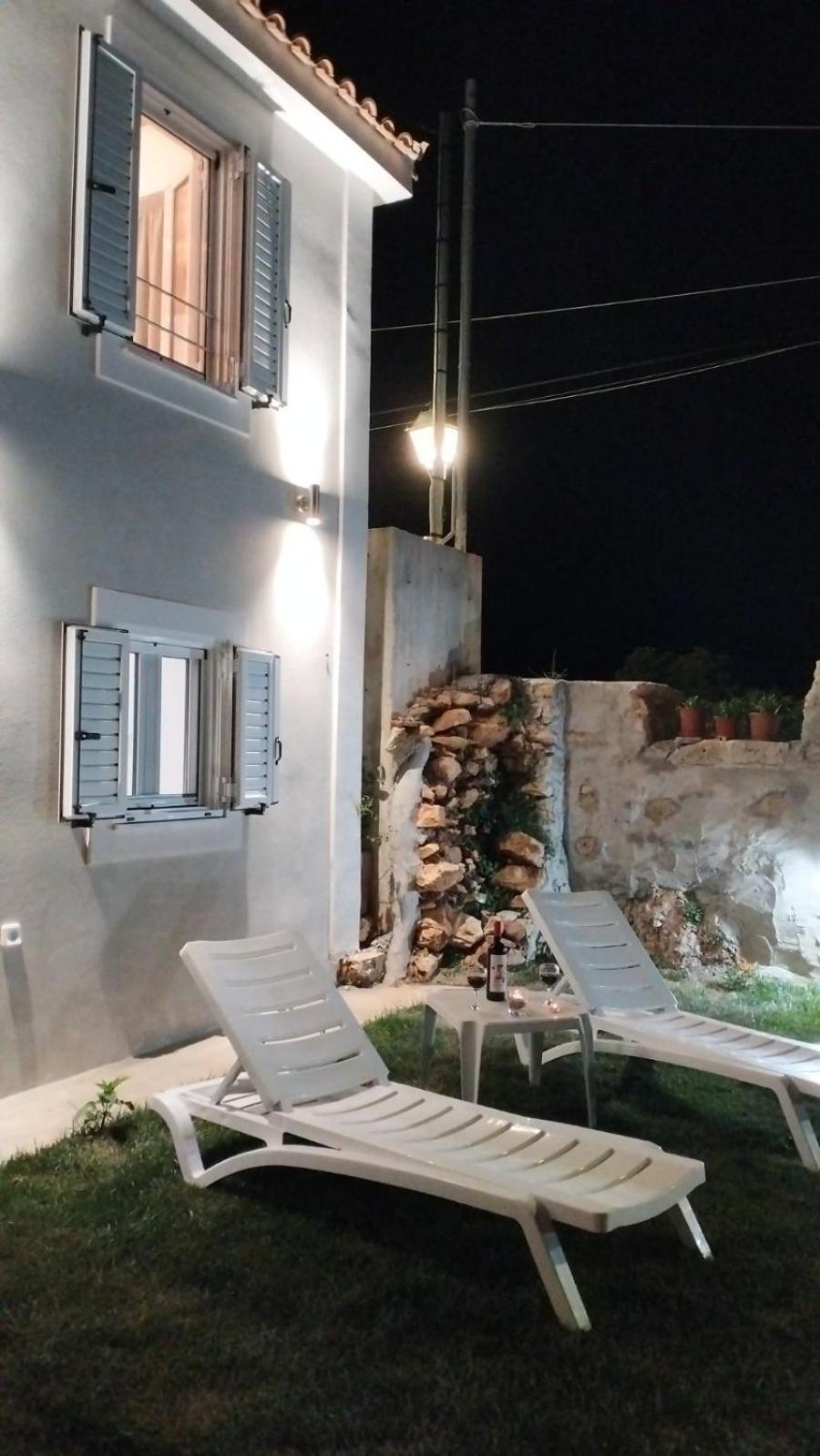 Villa Vikou House à Yírion Extérieur photo